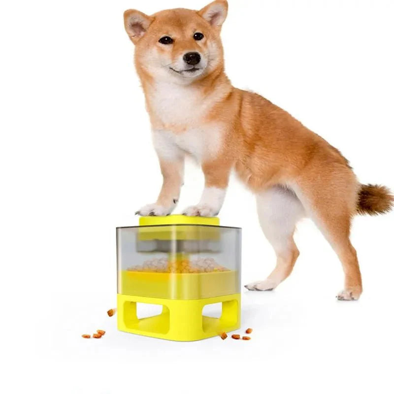 Dogs Interactive Slow Feed Dispenser: Enhancing Mealtime for Healthier Pets