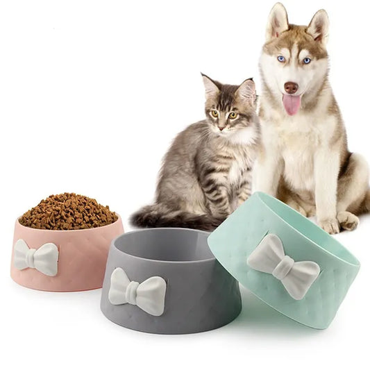 Cute Pet Feeders Bowknot Diamond Pattern Leakproof Bowl – Mealtime in Style!