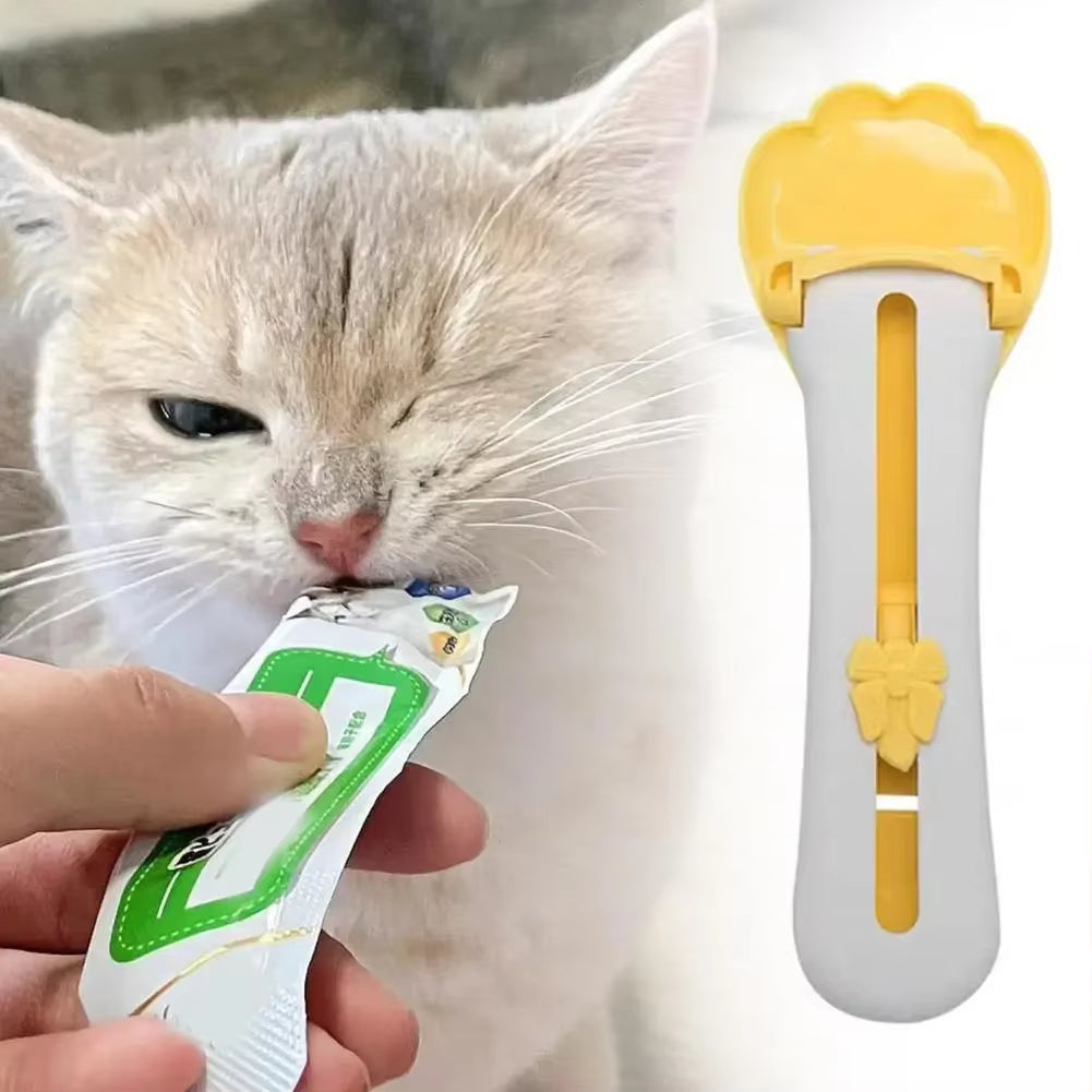 Button Pushed Design Cat Feeding Scoop – Multipurpose Squeeze Feeder Spoon for Easy Serving