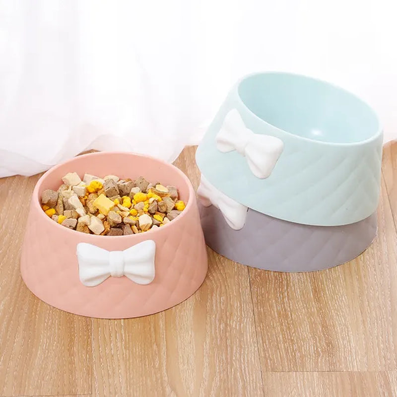 Cute Pet Feeders Bowknot Diamond Pattern Leakproof Bowl – Mealtime in Style!