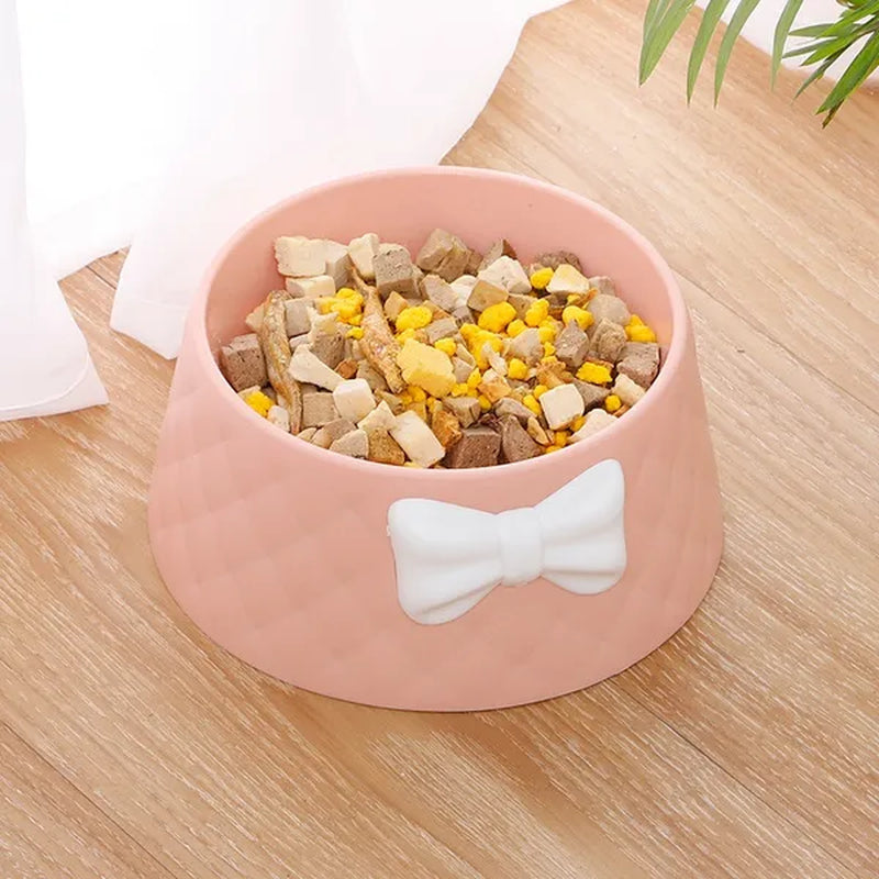 Cute Pet Feeders Bowknot Diamond Pattern Leakproof Bowl – Mealtime in Style!